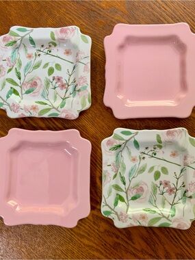 Sweet Laurel Set of 4 Pink & Floral Square Dessert Plates